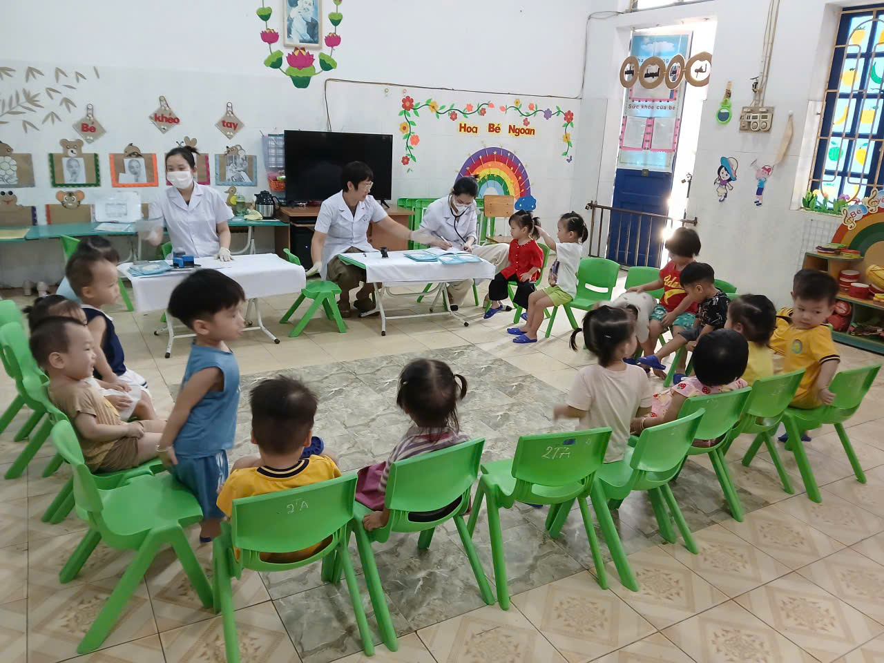TRƯỜNG MẦM NON THUỴ VĂN XÃ BẮC THUỴ ANH TỔ CHỨC KHÁM SỨC KHOẺ ĐỊNH KỲ CHO TRẺ.