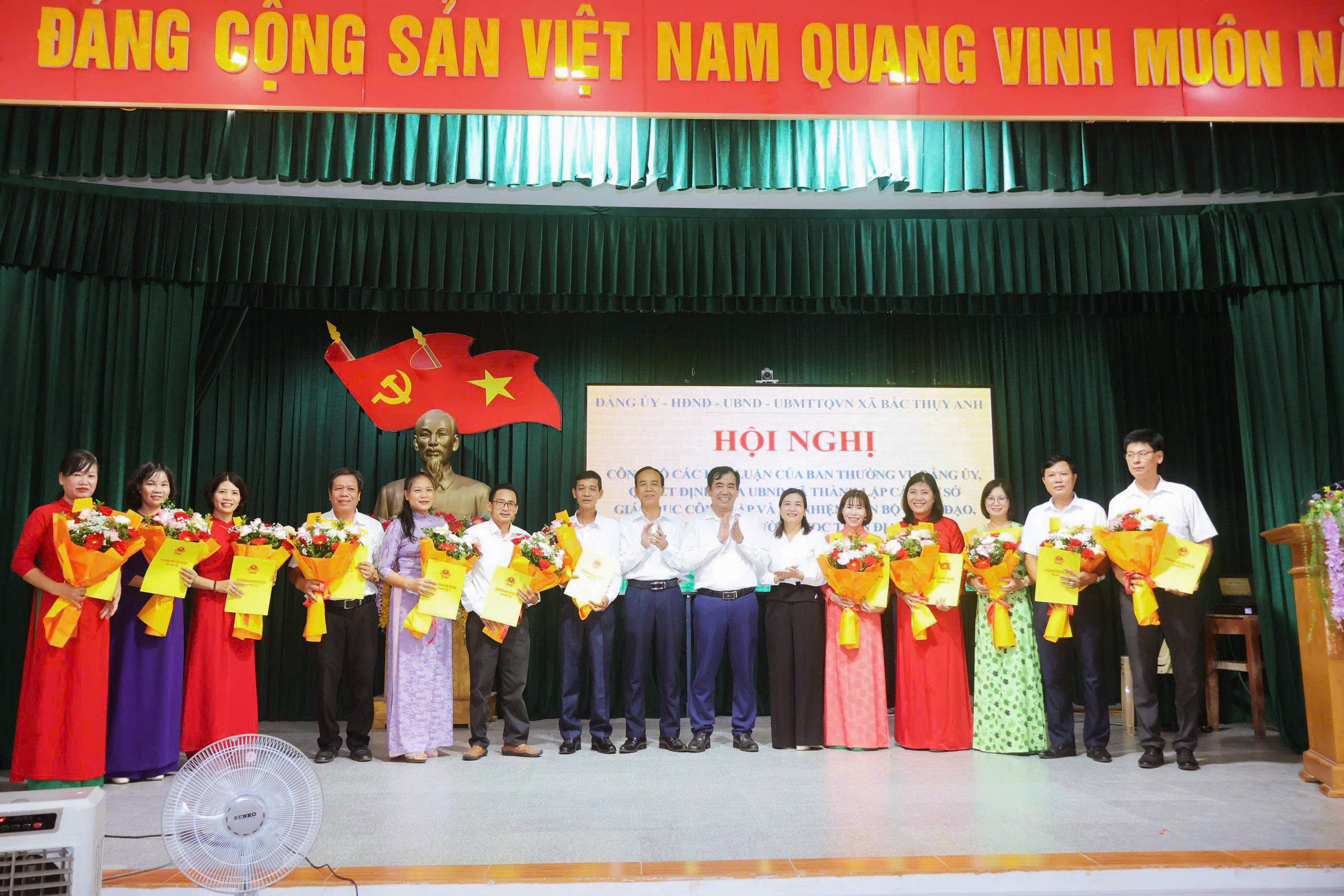 XÃ BẮC THỤY ANH CÔNG BỐ QUYẾT ĐỊNH THÀNH LẬP CÁC CƠ SỞ GIÁO DỤC VÀ BỔ NHIỆM CÁN BỘ LÃNH ĐẠO, QUẢN LÝ CÁC TRƯỜNG HỌC TRÊN ĐỊA BÀN XÃ