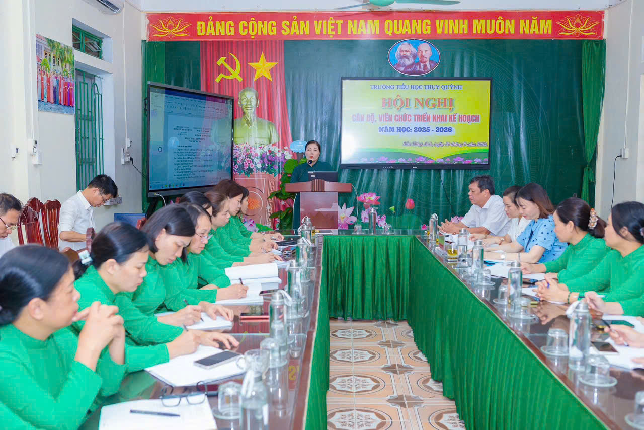 Hội nghị cán bộ, viên chức Trường Tiểu học Thụy Quỳnh năm học 2025 – 2026
