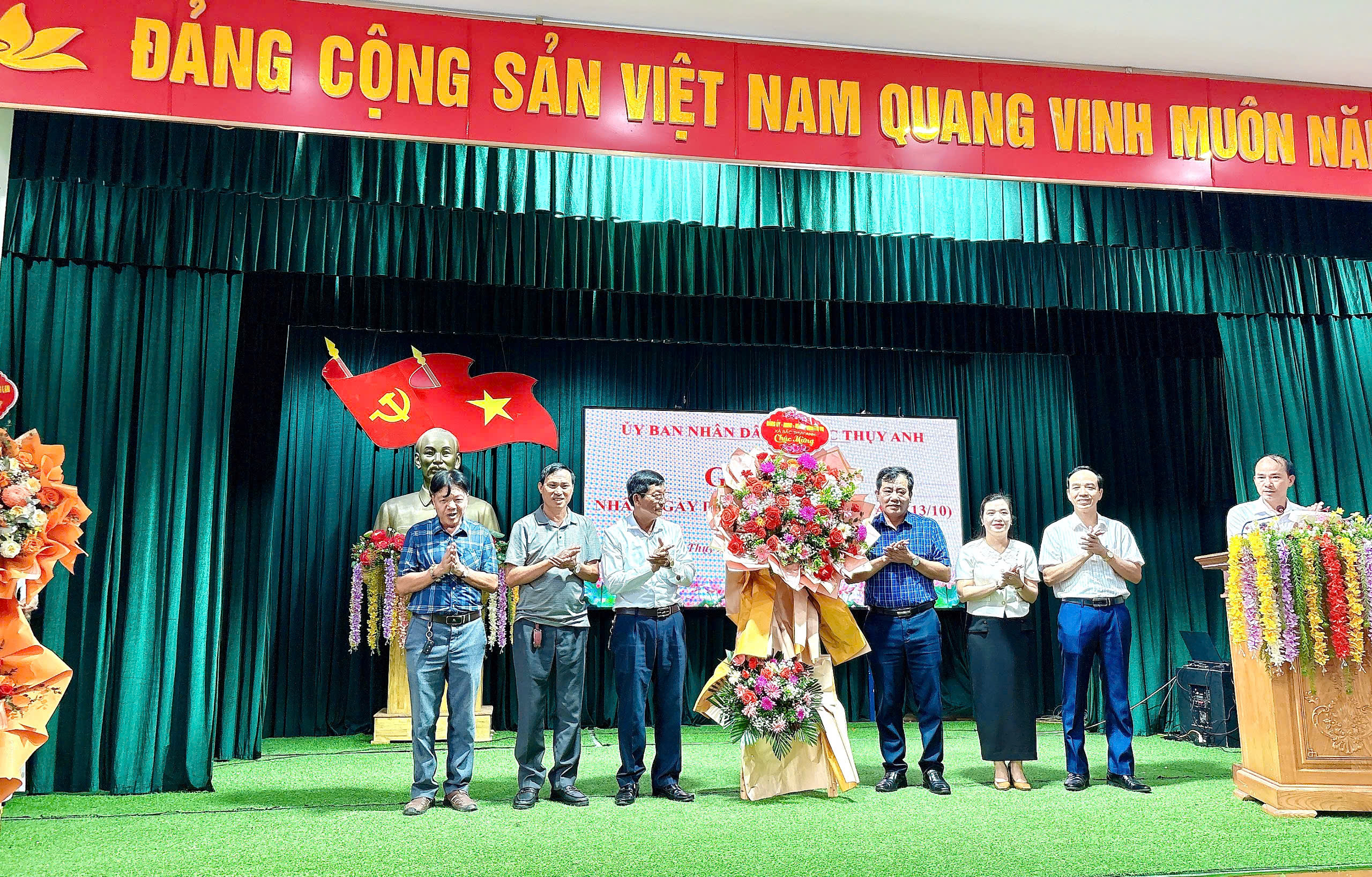 Xã Bắc Thụy Anh tổ chức gặp mặt doanh nghiệp, doanh nhân tiêu biểu năm 2025