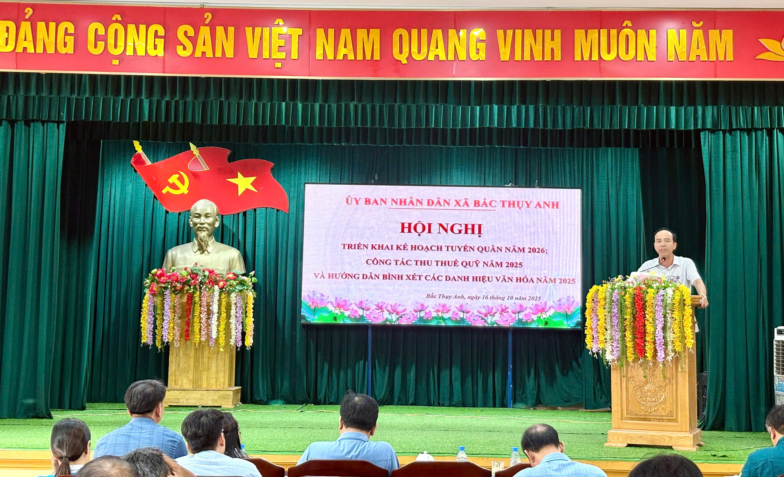 UBND xã Bắc Thụy Anh tổ chức hội nghị triển khai kế hoạch tuyển quân 2026; công tác thu thuế quỹ và hướng dẫn bình xét danh hiệu “ Gia đình văn hóa” “  Thôn văn hóa” năm 2025
