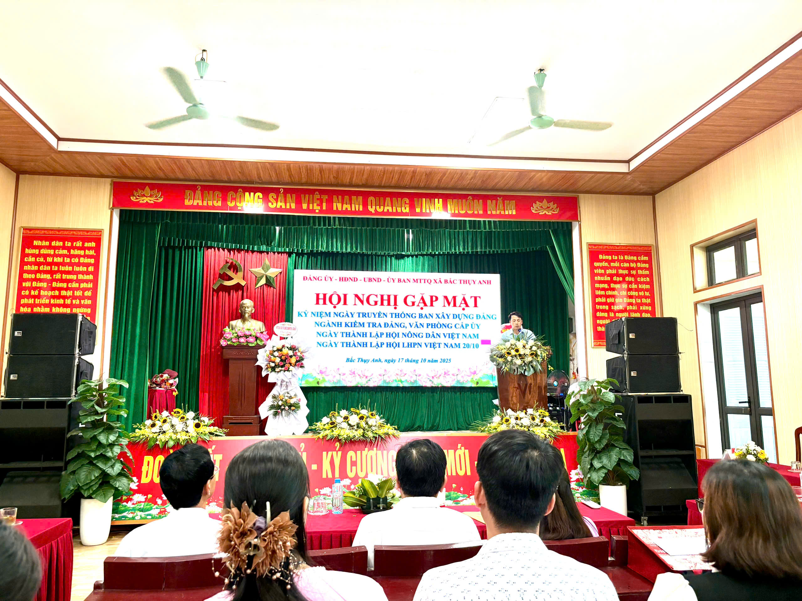 Đảng ủy - HĐND - UBND - UBMTTQ Việt Nam xã Bắc Thụy Anh tổ chức gặp mặt cán bộ, công chức nhân dịp kỷ niệm ngày truyền thống các ban của Đảng; Văn phòng cấp ủy