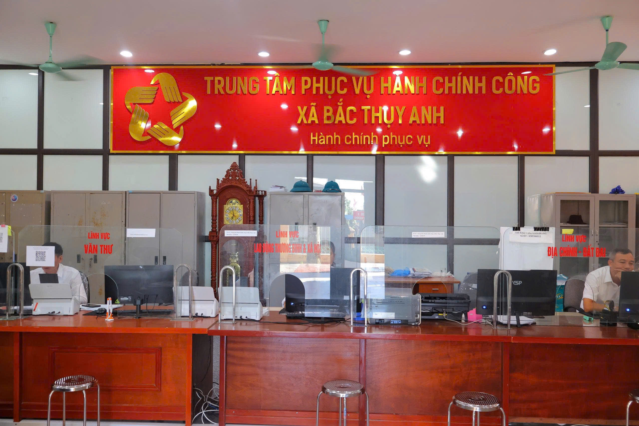 TRUNG TÂM HÀNH CHÍNH CÔNG XÃ BẮC THỤY ANH:  PHÁT HUY HIỆU QUẢ MÔ HÌNH CHÍNH QUYỀN PHỤC VỤ