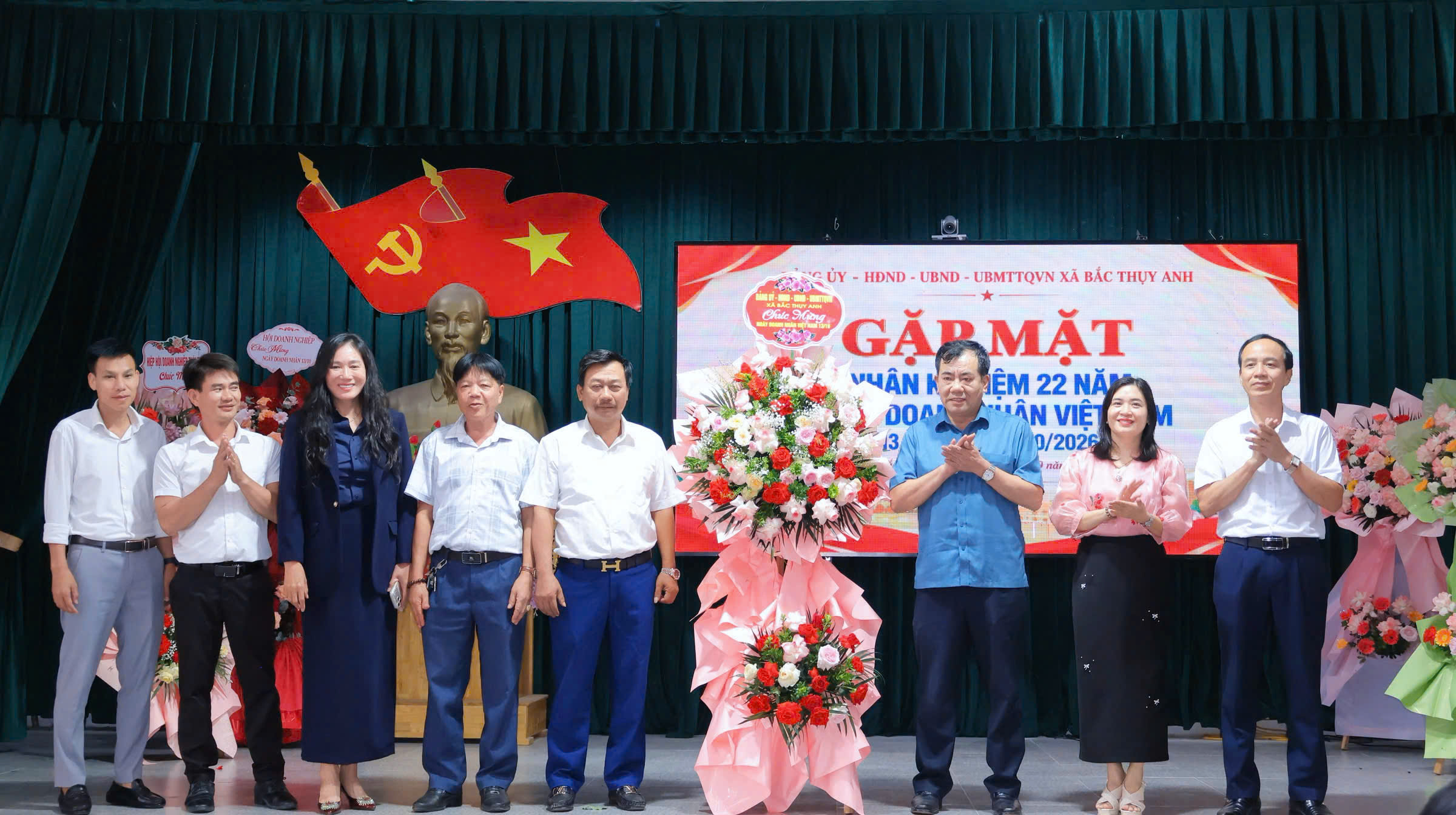 Xã Bắc Thụy Anh gặp mặt, chúc mừng doanh nghiệp, doanh nhân nhân Ngày Doanh nhân Việt Nam 13/10